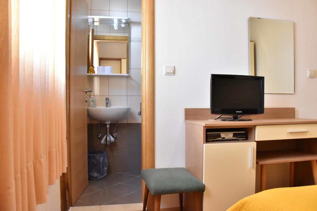 Apartments Stone Тучепи Экстерьер фото