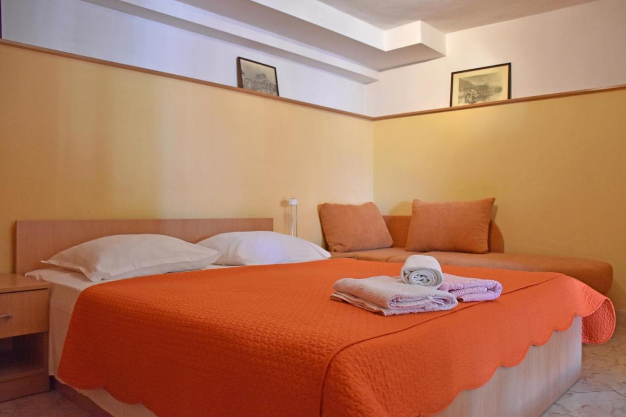 Apartments Stone Тучепи Экстерьер фото
