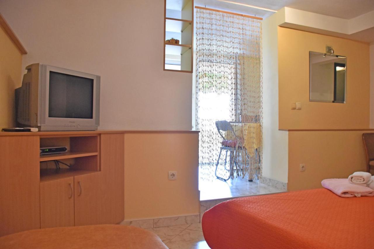 Apartments Stone Тучепи Экстерьер фото